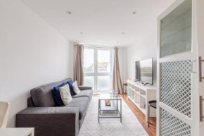 Modern & Ideally Located 2BD Flat Heart of Dalston